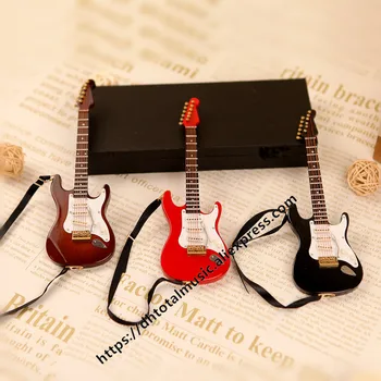 Dh 1/6 Rozsahu Drevená Gitara Model so Stojanom a v Prípade domček pre bábiky Miniatúrne Dekor Hudobný Nástroj pre Akčné Figúrky, Bábiky